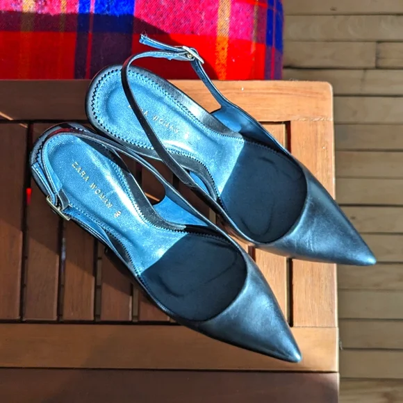 Leather pointy-toed mules - Picture 2 of 6